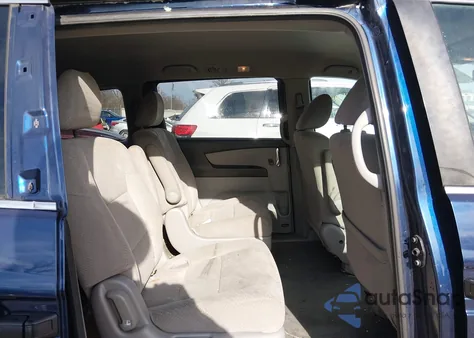 2015 Honda Odyssey Lx z USA, uszkodzony, nr VIN 5FNRL5H26FB124382
